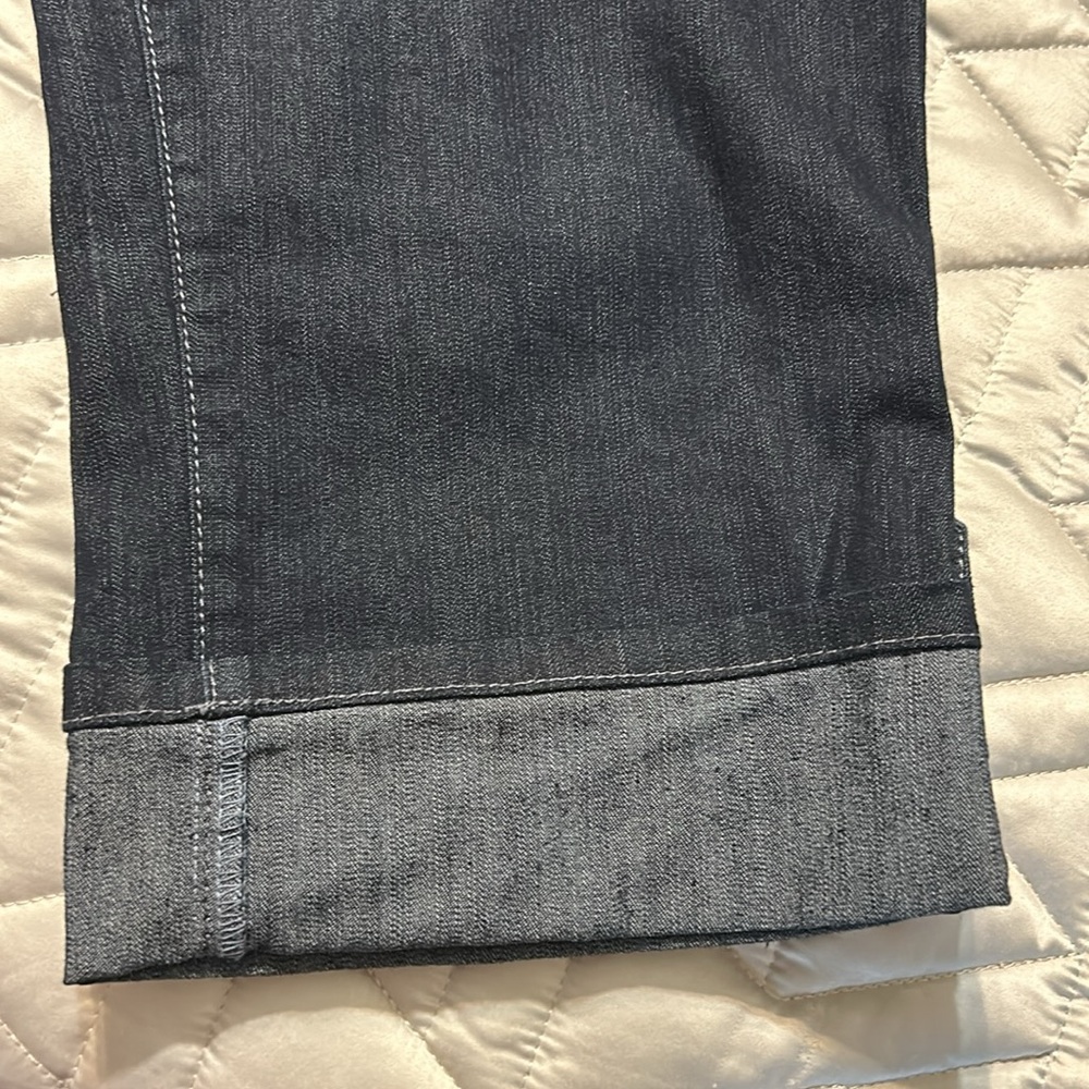 Style&Co Jeans Capri Tummy Control - Picture 10 of 11